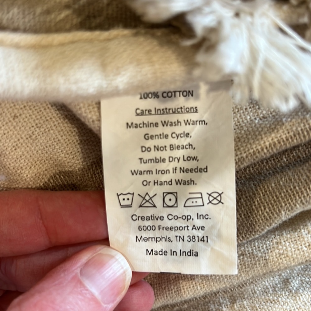 Cozy Beige and Cream Plaid Throw Blanket - Picture 3 of 3